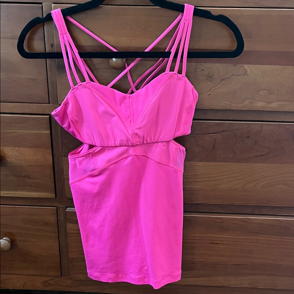 Lululemon Athletica Exquisite II tank